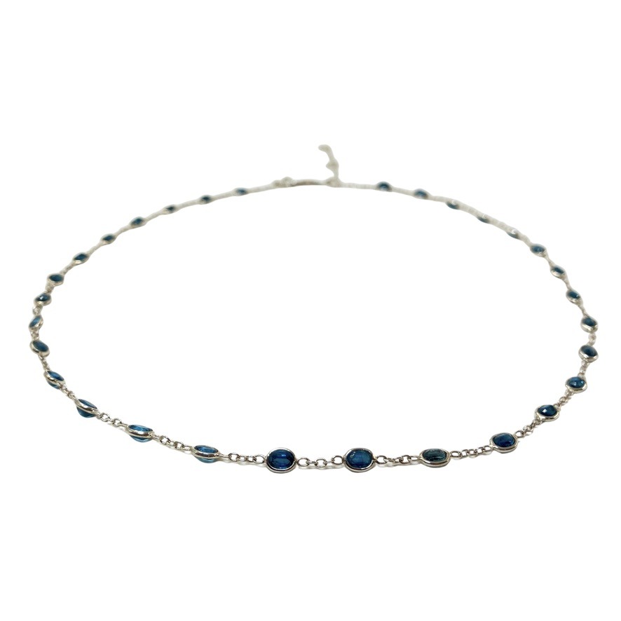Kyanite Daisy Necklace - Image 3